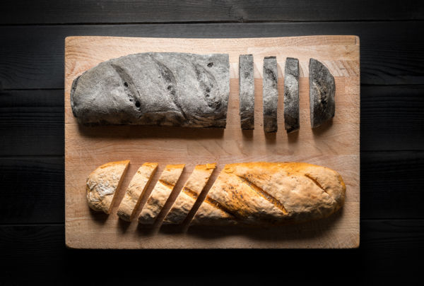 Pane bianco e nero